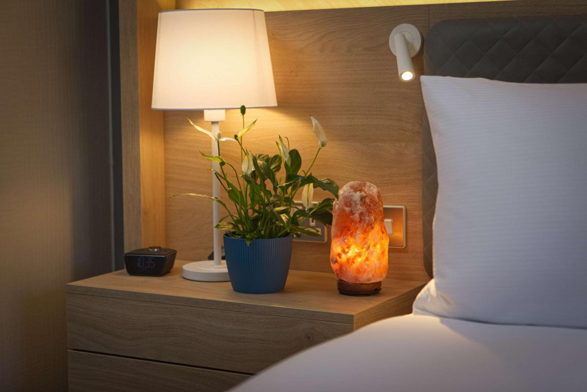 Hilton Cobham Hotel Ngoại thất bức ảnh